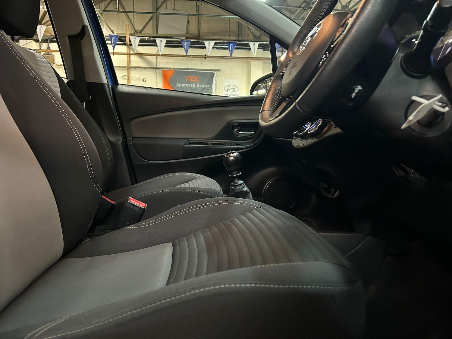 Used Toyota Yaris 2018 for sale - 76965641: Photo 10