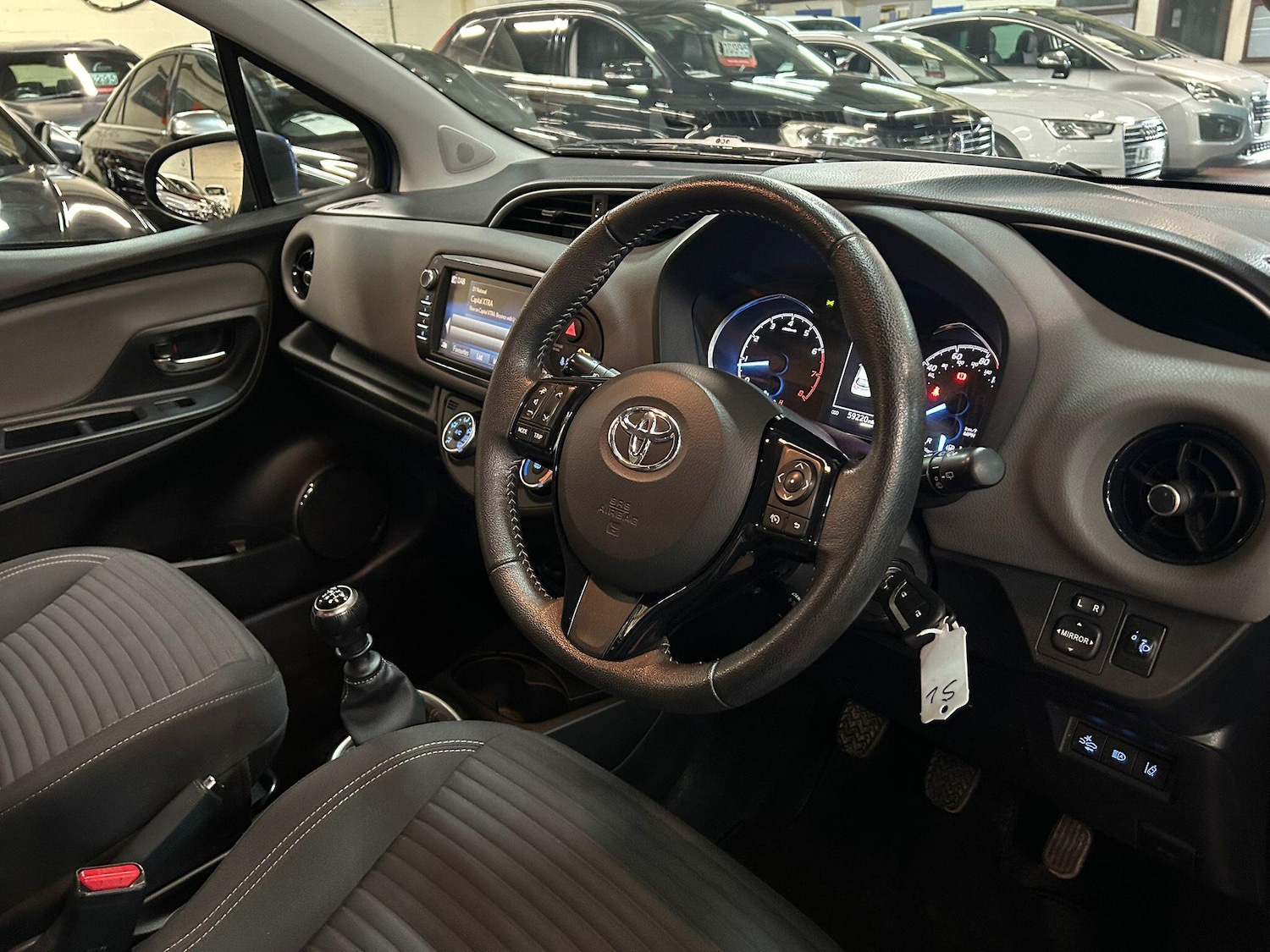 Used Toyota Yaris 2018 for sale - 76965641: Photo 11