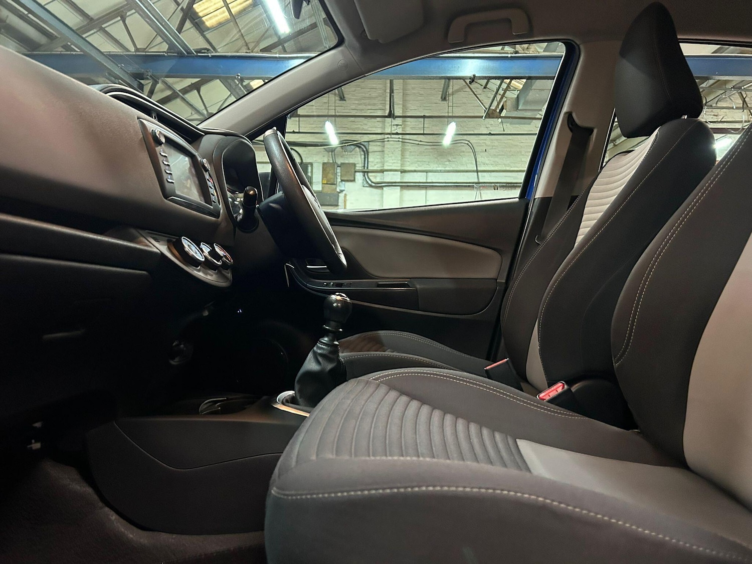 Used Toyota Yaris 2018 for sale - 76965641: Photo 13