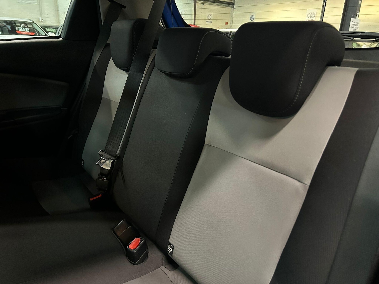 Used Toyota Yaris 2018 for sale - 76965641: Photo 20