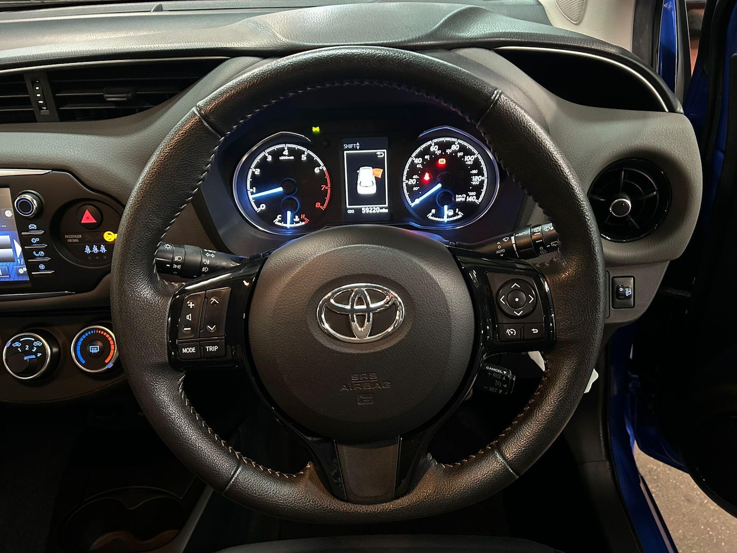 Used Toyota Yaris 2018 for sale - 76965641: Photo 23