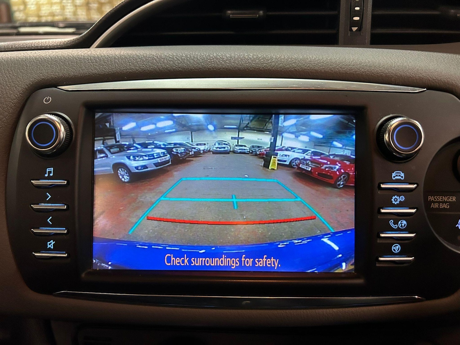 Used Toyota Yaris 2018 for sale - 76965641: Photo 28