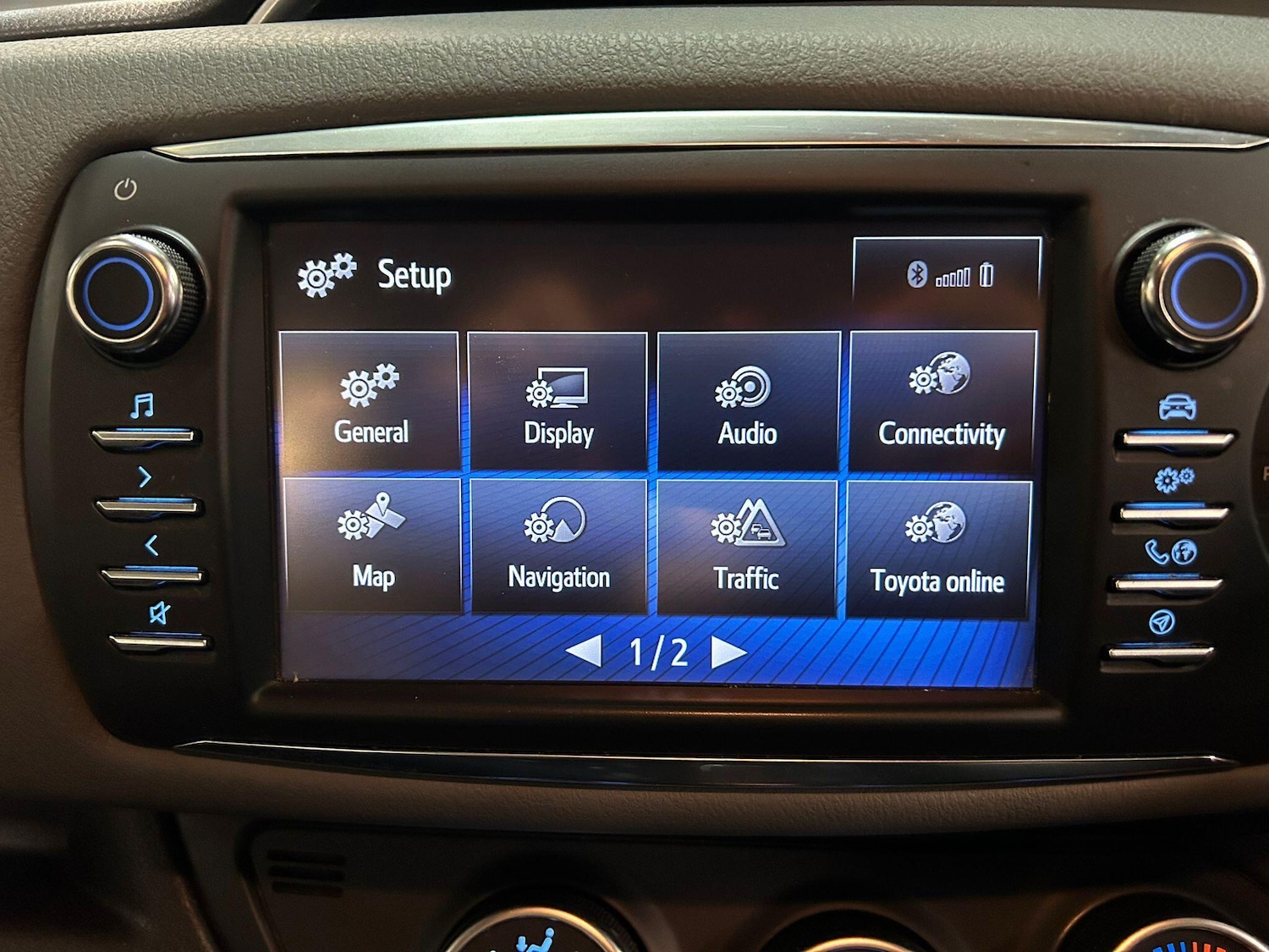 Used Toyota Yaris 2018 for sale - 76965641: Photo 31