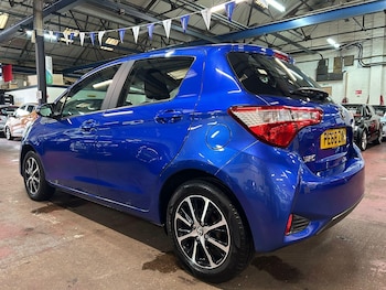 Used Toyota Yaris 2018 for sale - 76965641: Photo