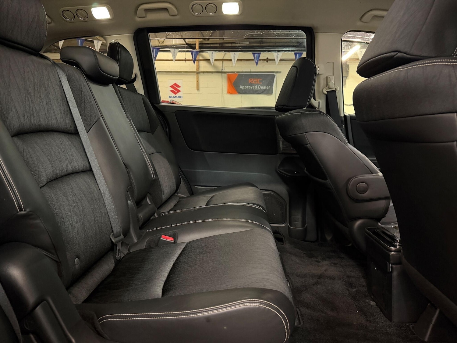 Used Honda Odyssey for sale - 76964532: Photo 28