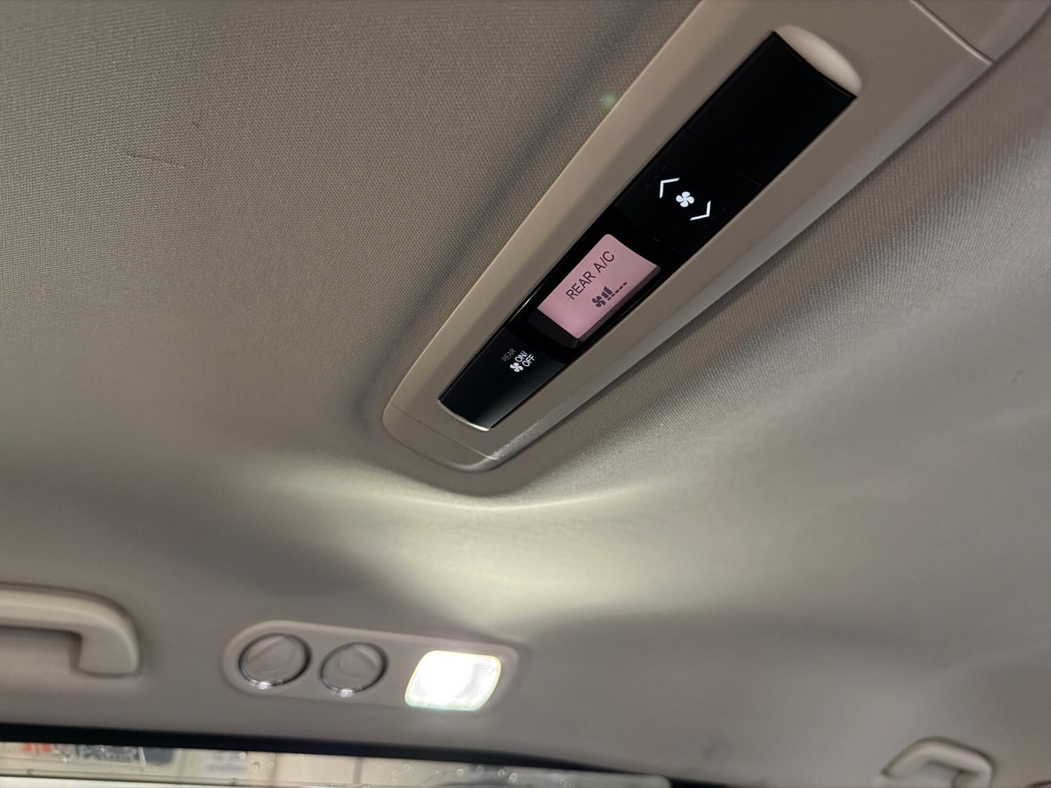 Used Honda Odyssey for sale - 76964532: Photo 34