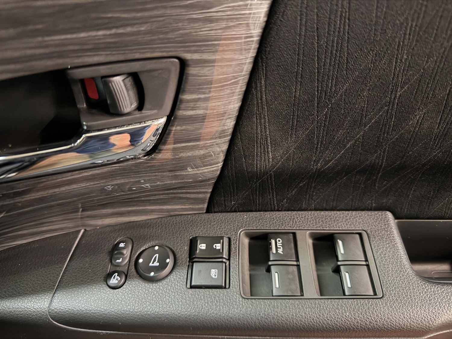 Used Honda Odyssey for sale - 76964532: Photo 38