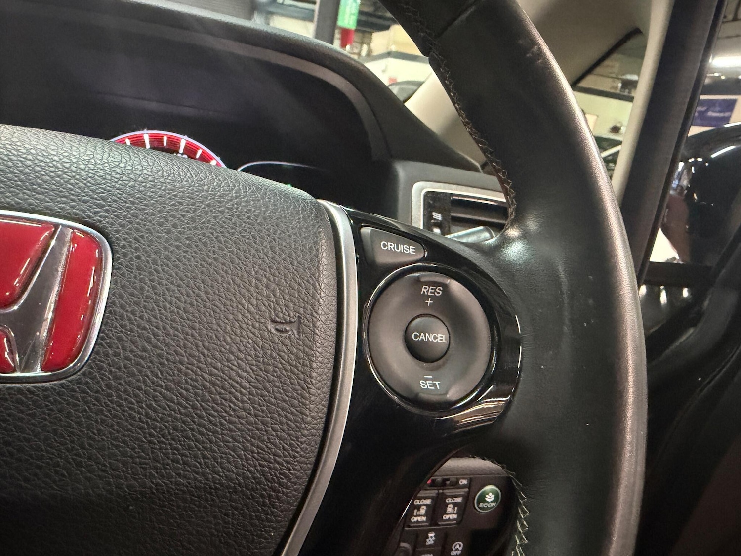 Used Honda Odyssey for sale - 76964532: Photo 40