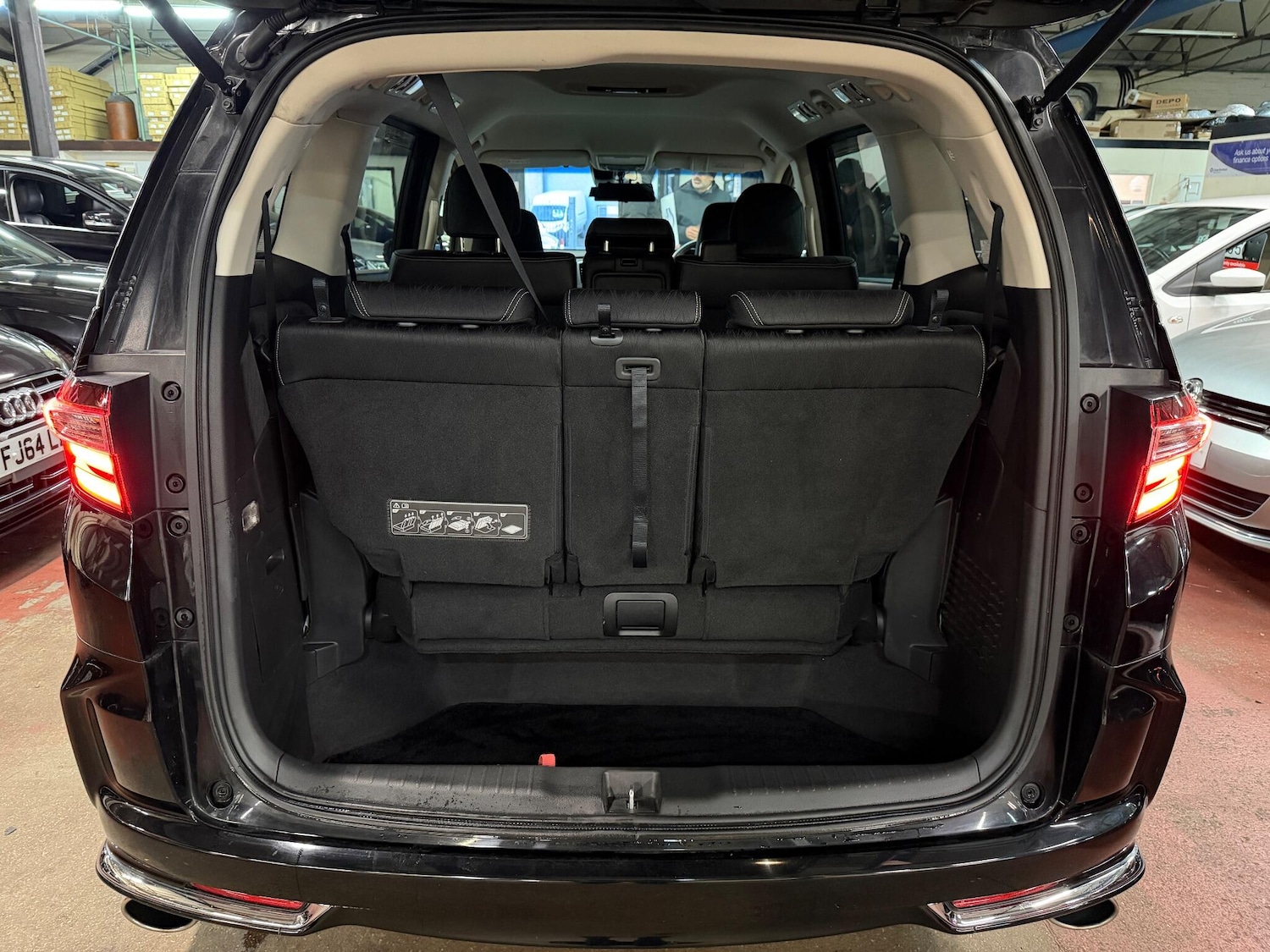 Used Honda Odyssey for sale - 76964532: Photo 47