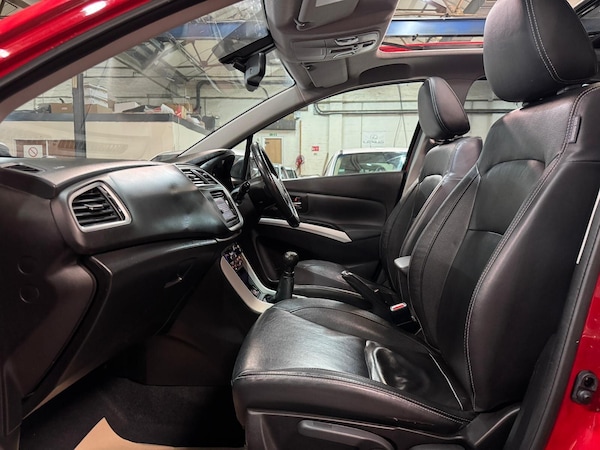 Used Suzuki SX4 S-Cross 2013 for sale - 76151631: Photo 24