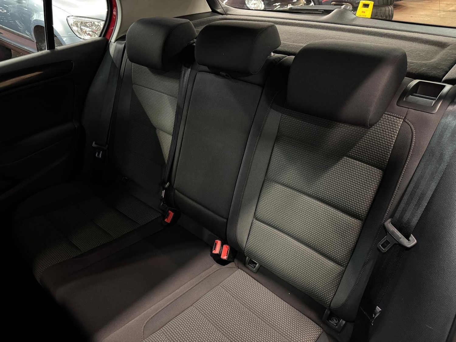 Used Volkswagen Golf 2011 for sale - 76572549: Photo 27