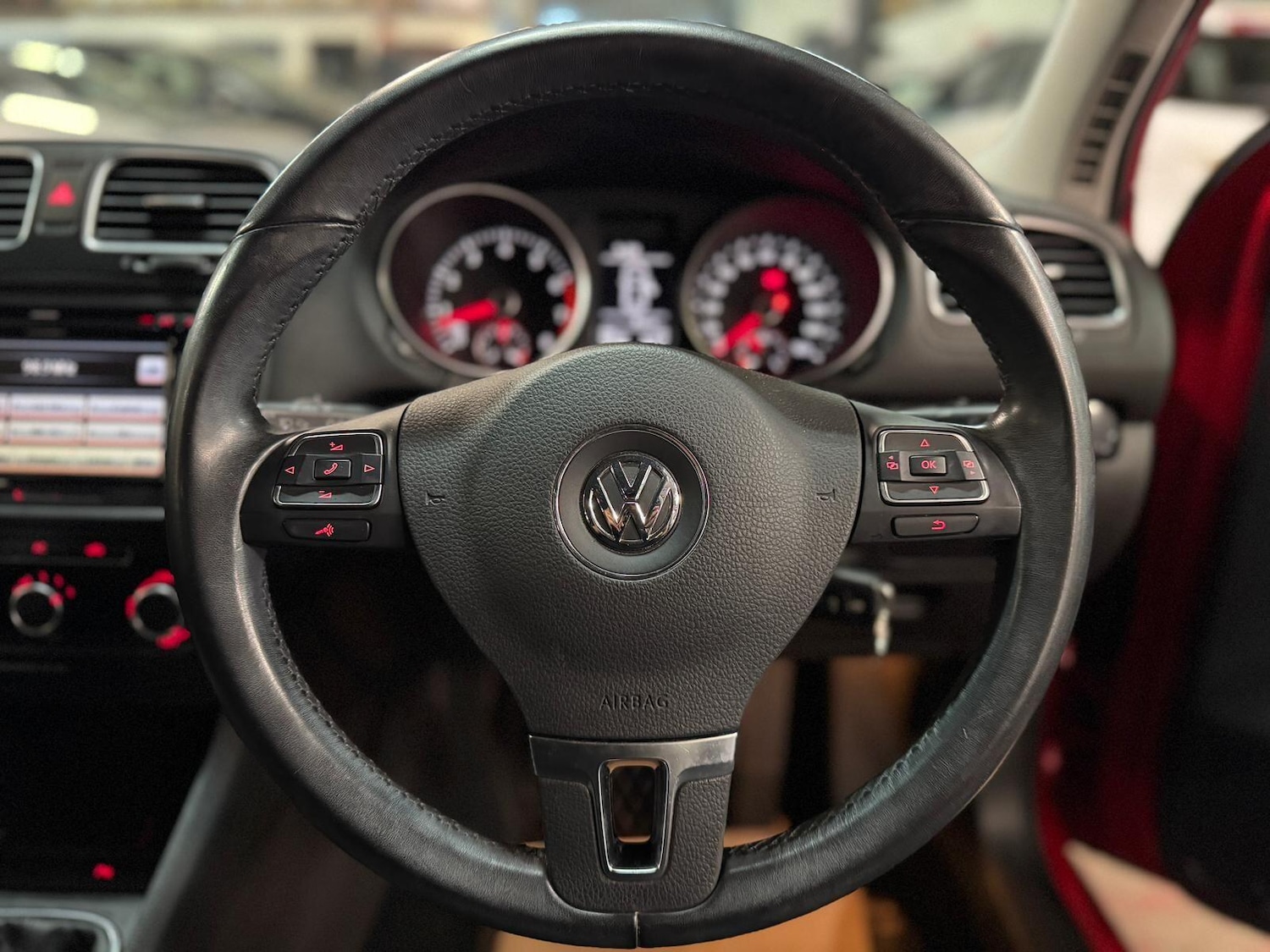 Used Volkswagen Golf 2011 for sale - 76572549: Photo 35