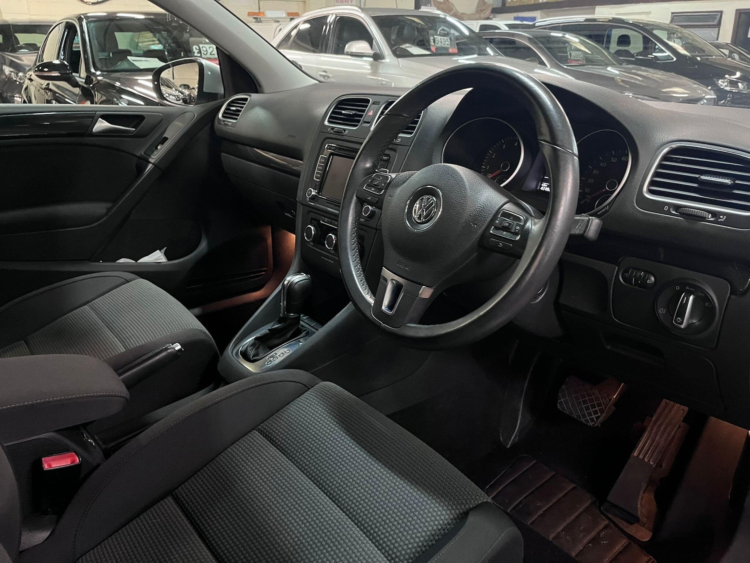 Used Volkswagen Golf 2011 for sale - 76613165: Photo 16