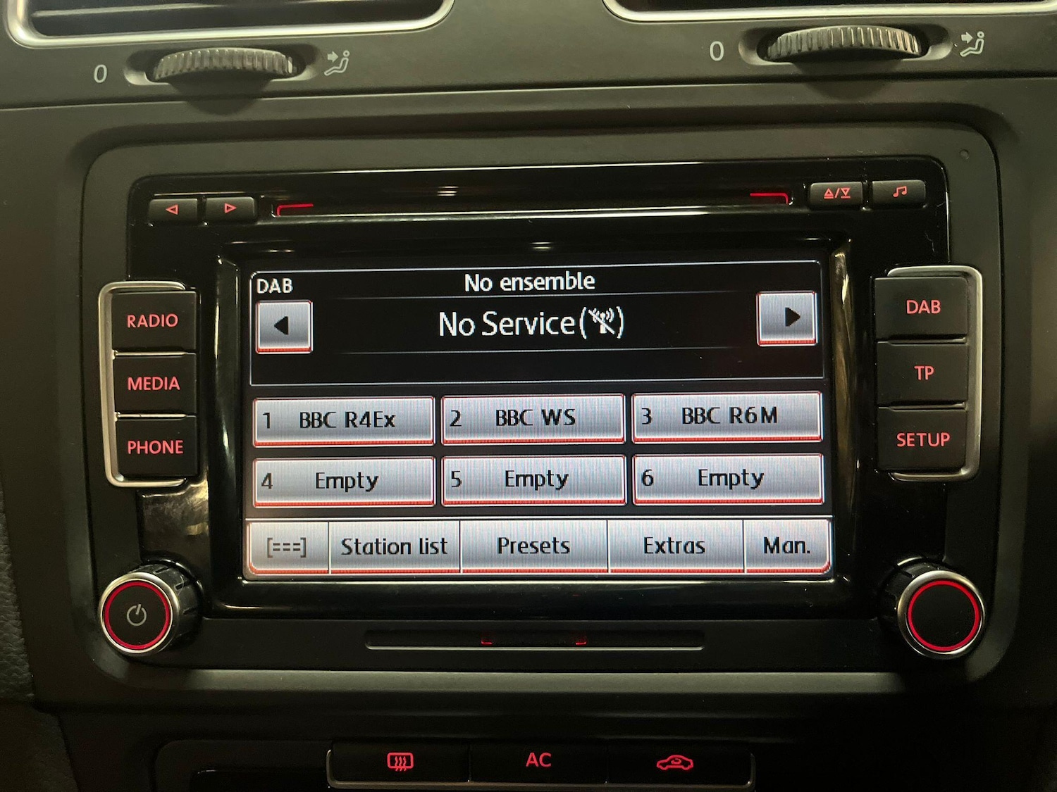 Used Volkswagen Golf 2011 for sale - 76613165: Photo 30