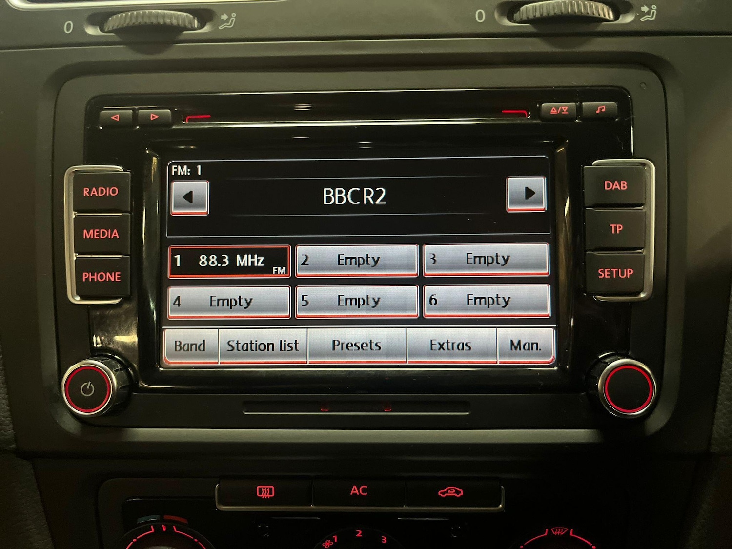 Used Volkswagen Golf 2011 for sale - 76613165: Photo 31