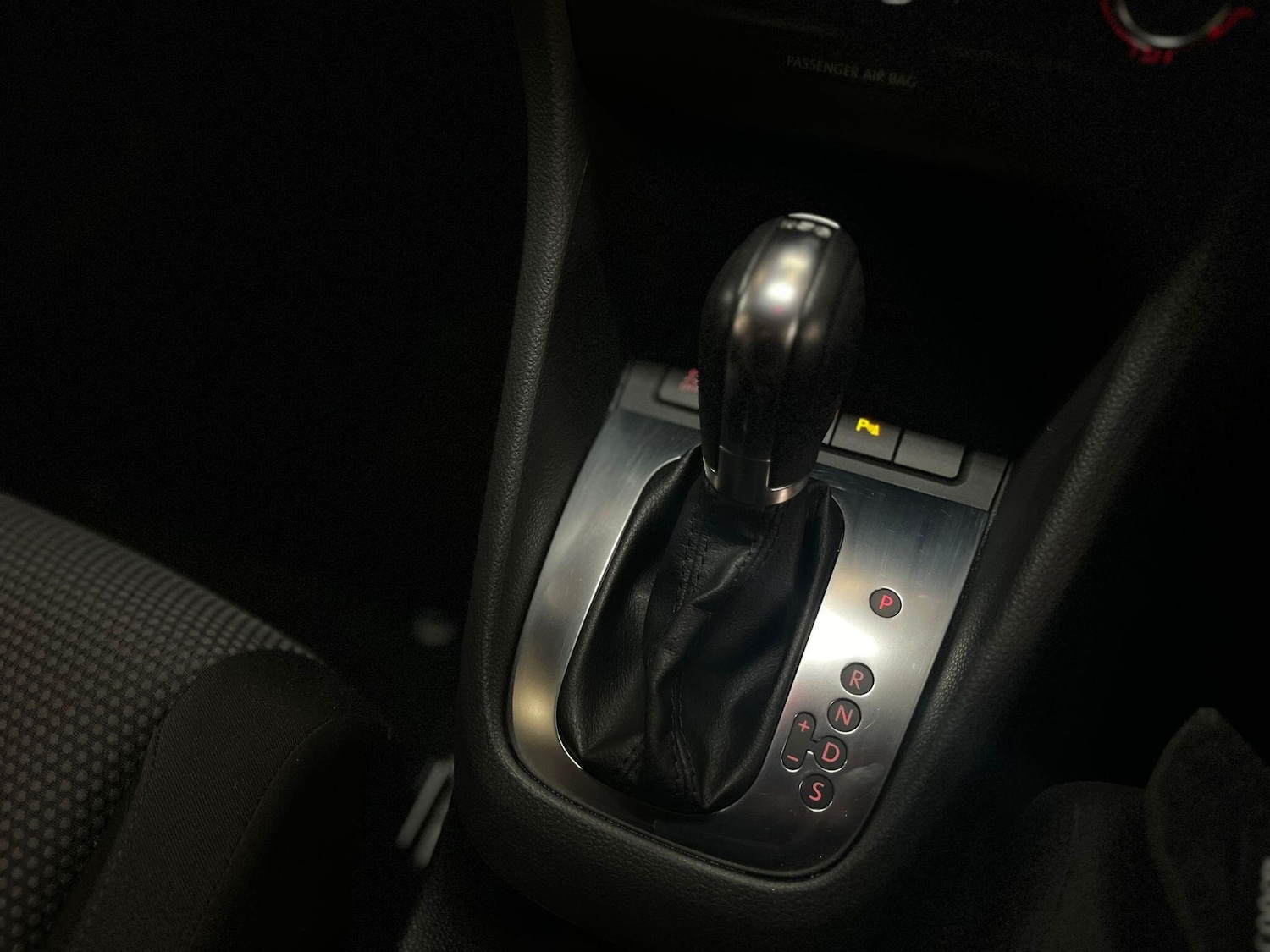 Used Volkswagen Golf 2011 for sale - 76613165: Photo 35