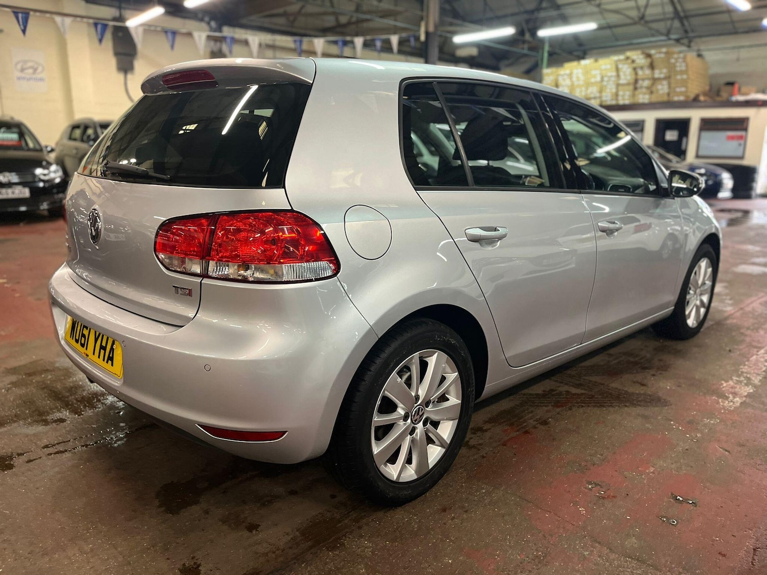 Used Volkswagen Golf 2011 for sale - 76613165: Photo 4