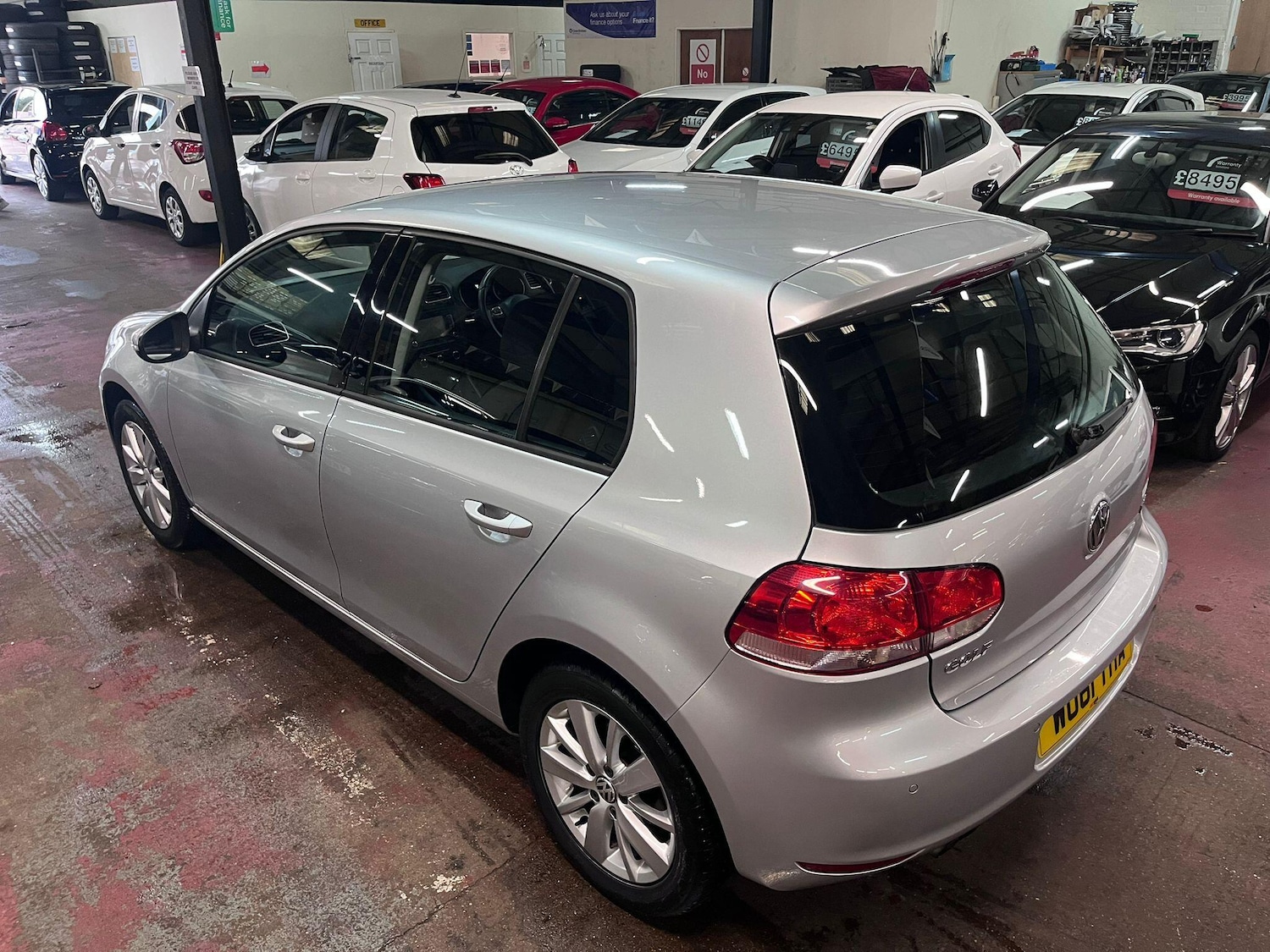 Used Volkswagen Golf 2011 for sale - 76613165: Photo 8