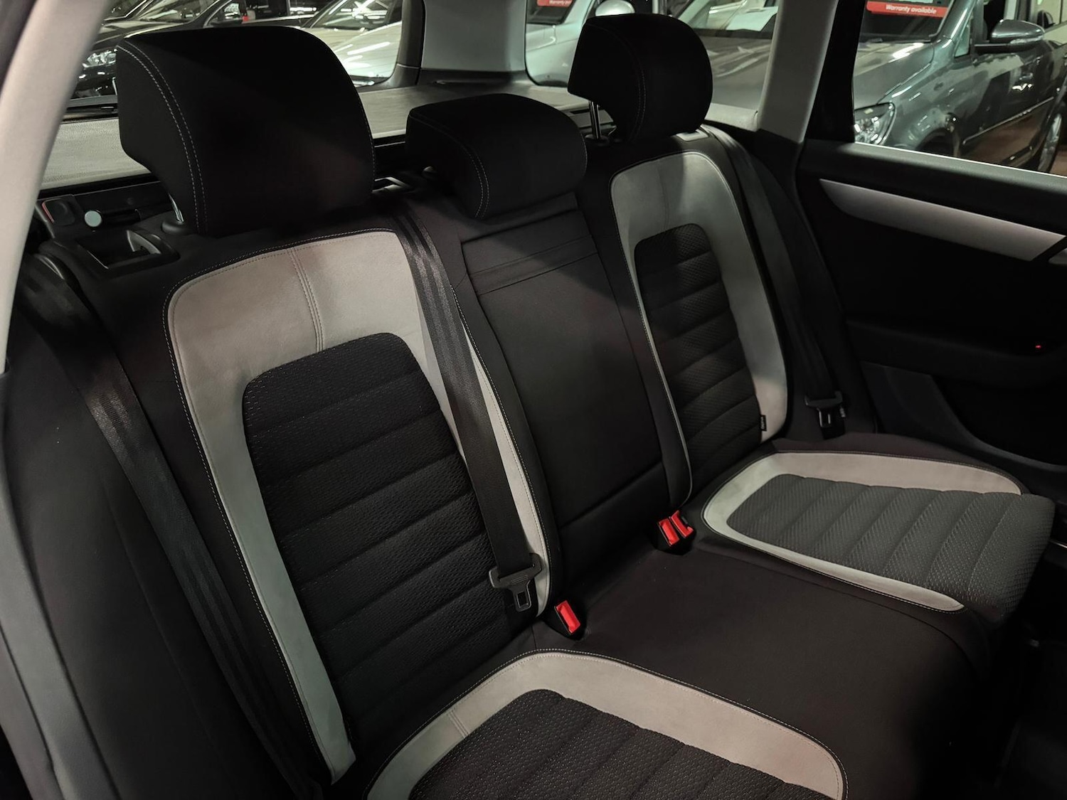 Used Volkswagen Passat for sale - 77120040: Photo 26