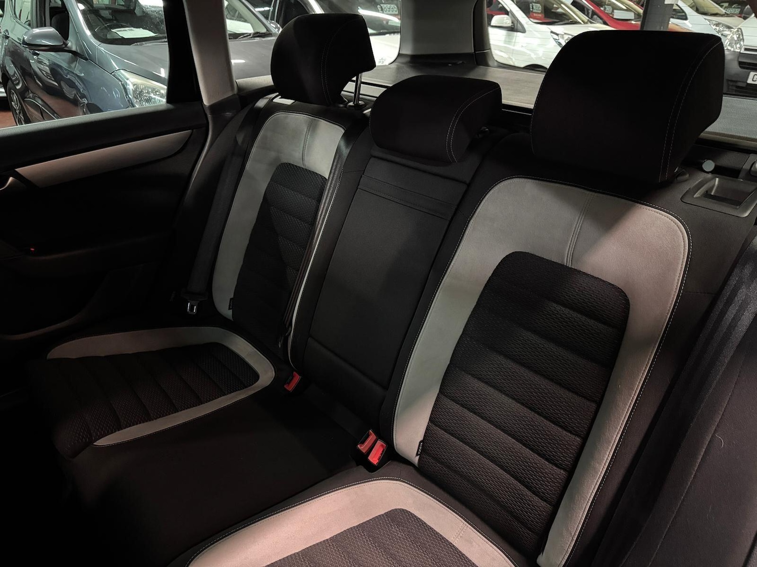 Used Volkswagen Passat for sale - 77120040: Photo 29