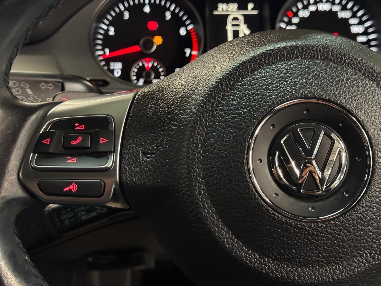 Used Volkswagen Passat for sale - 77120040: Photo 38