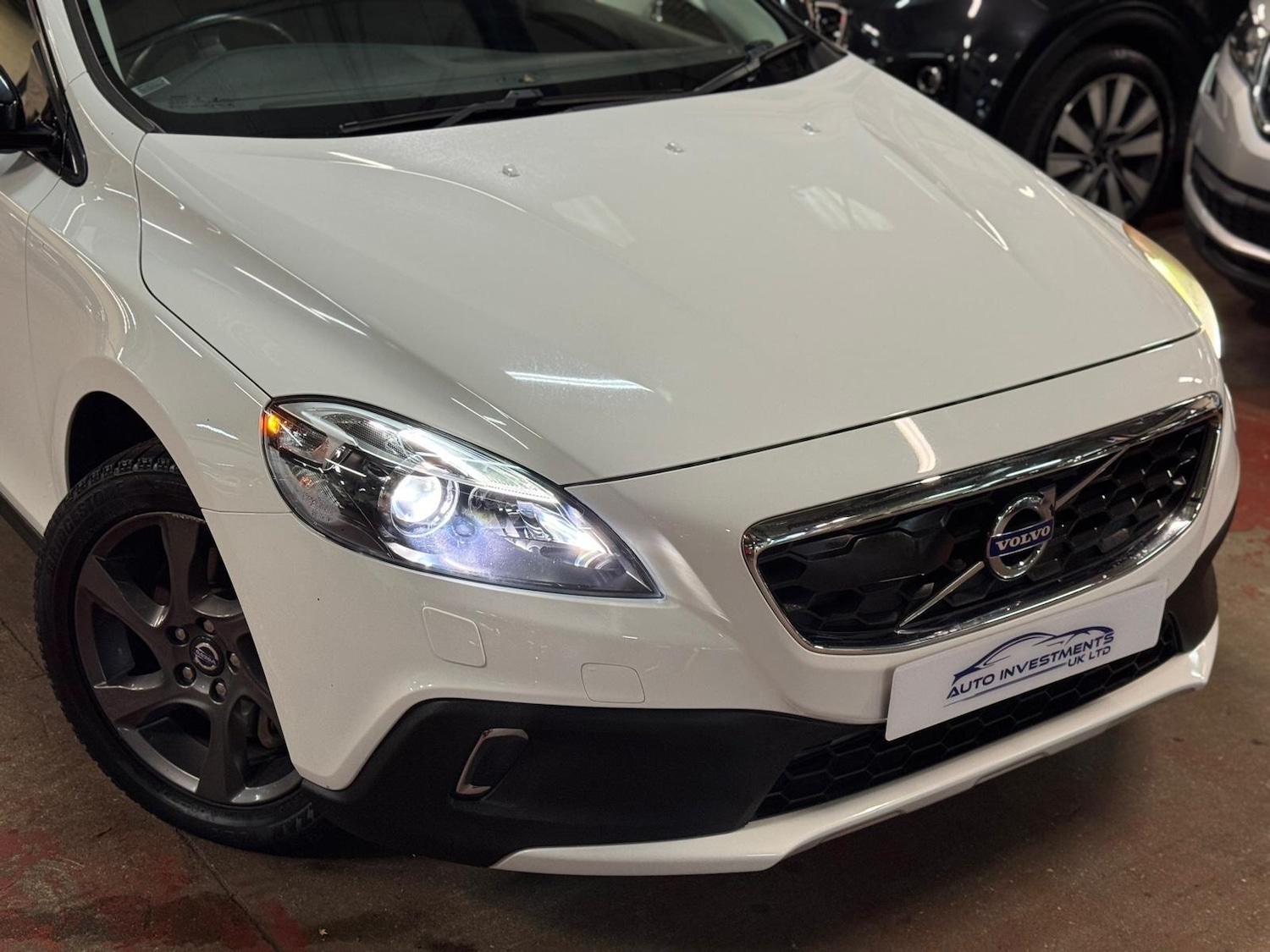 Used Volvo V40 Cross Country for sale - 77073996: Photo 10