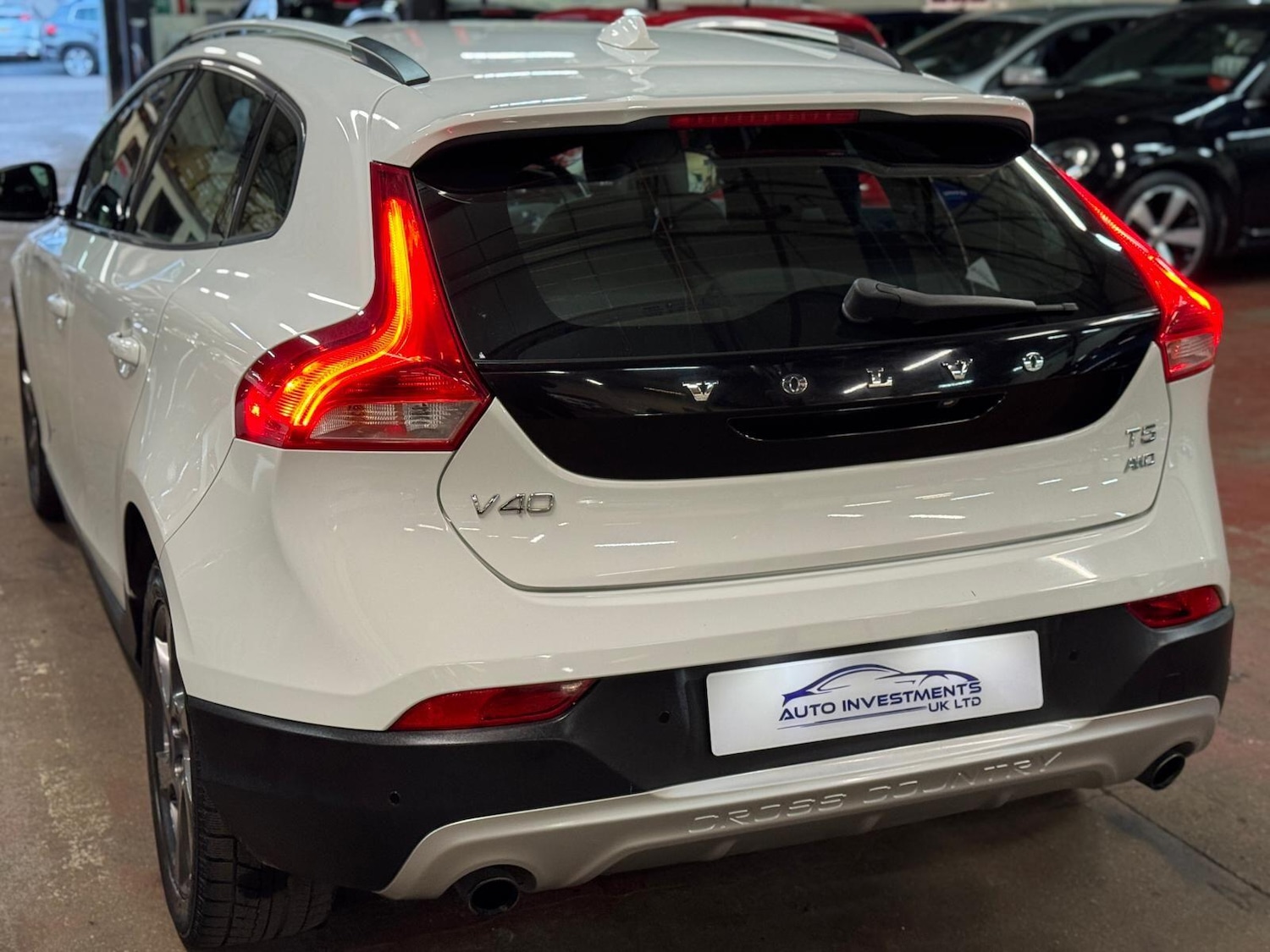 Used Volvo V40 Cross Country for sale - 77073996: Photo 13