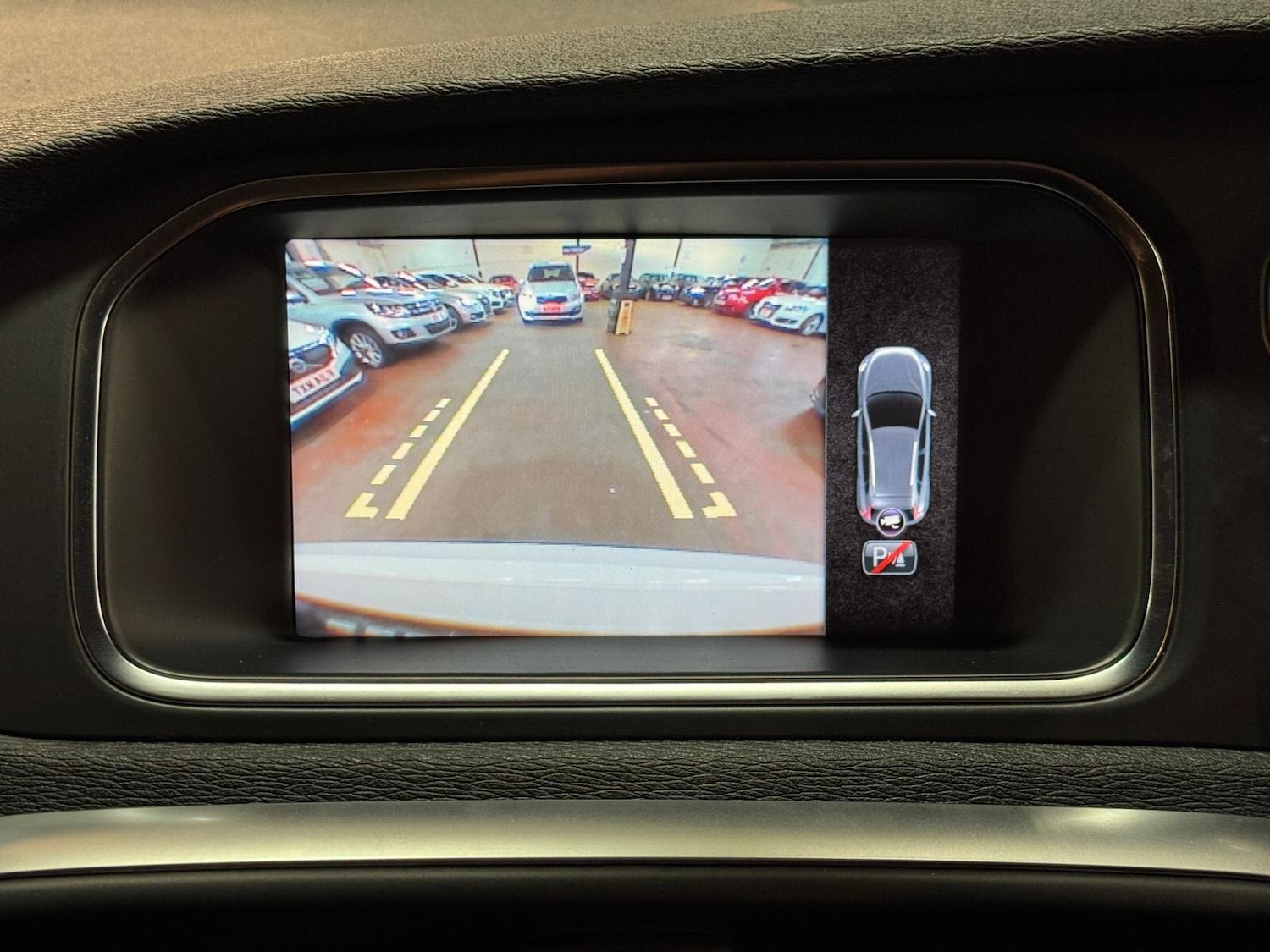 Used Volvo V40 Cross Country for sale - 77073996: Photo 42