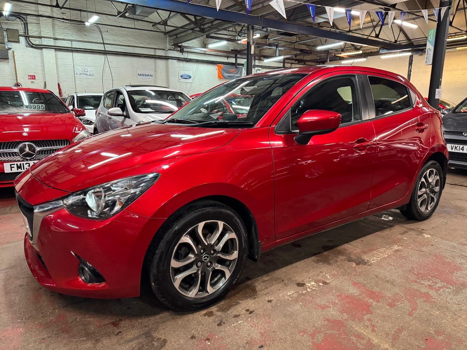 Used Mazda Mazda2 2015 for sale - 76839613: Photo 3