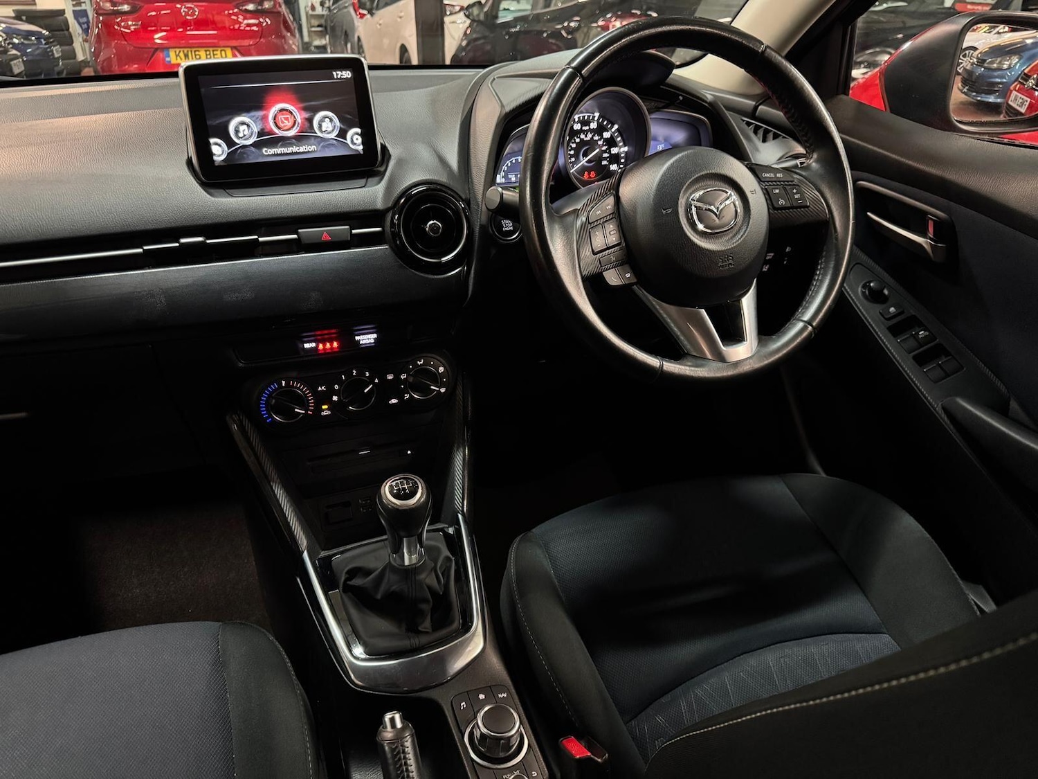 Used Mazda Mazda2 2015 for sale - 76839613: Photo 35