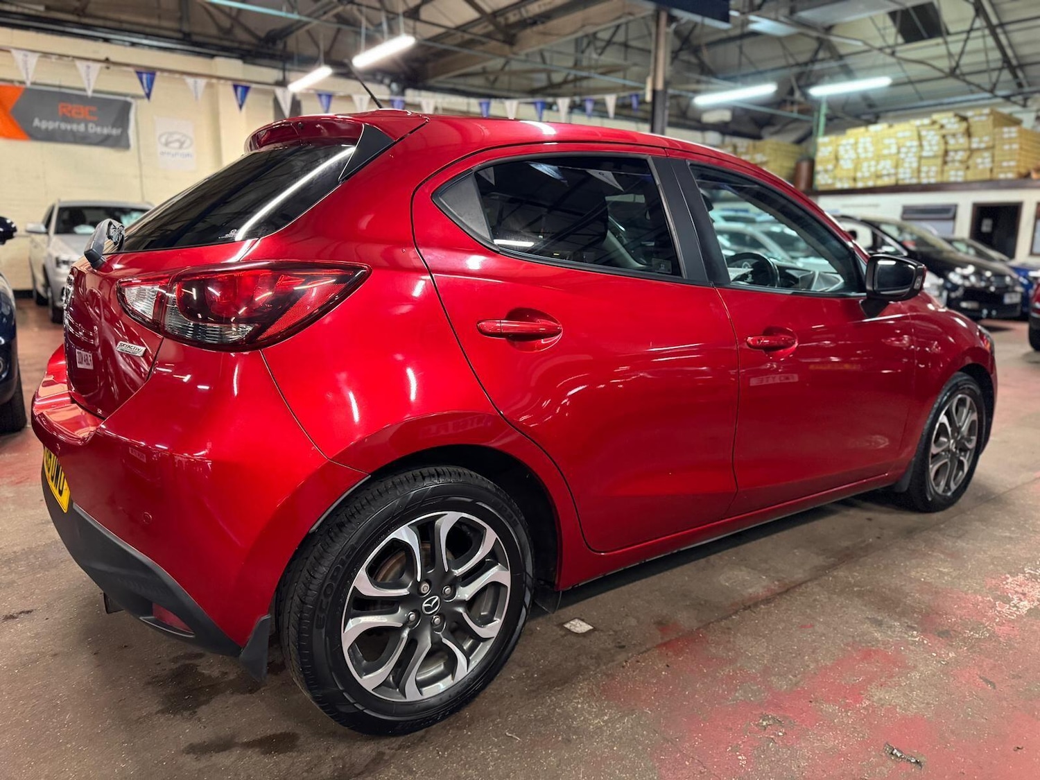 Used Mazda Mazda2 2015 for sale - 76839613: Photo 4