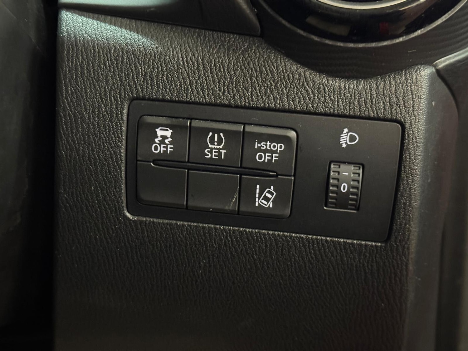 Used Mazda Mazda2 2015 for sale - 76839613: Photo 43