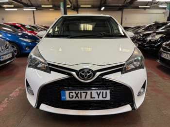 Used Toyota Yaris 2017 for sale - 74498114: Photo