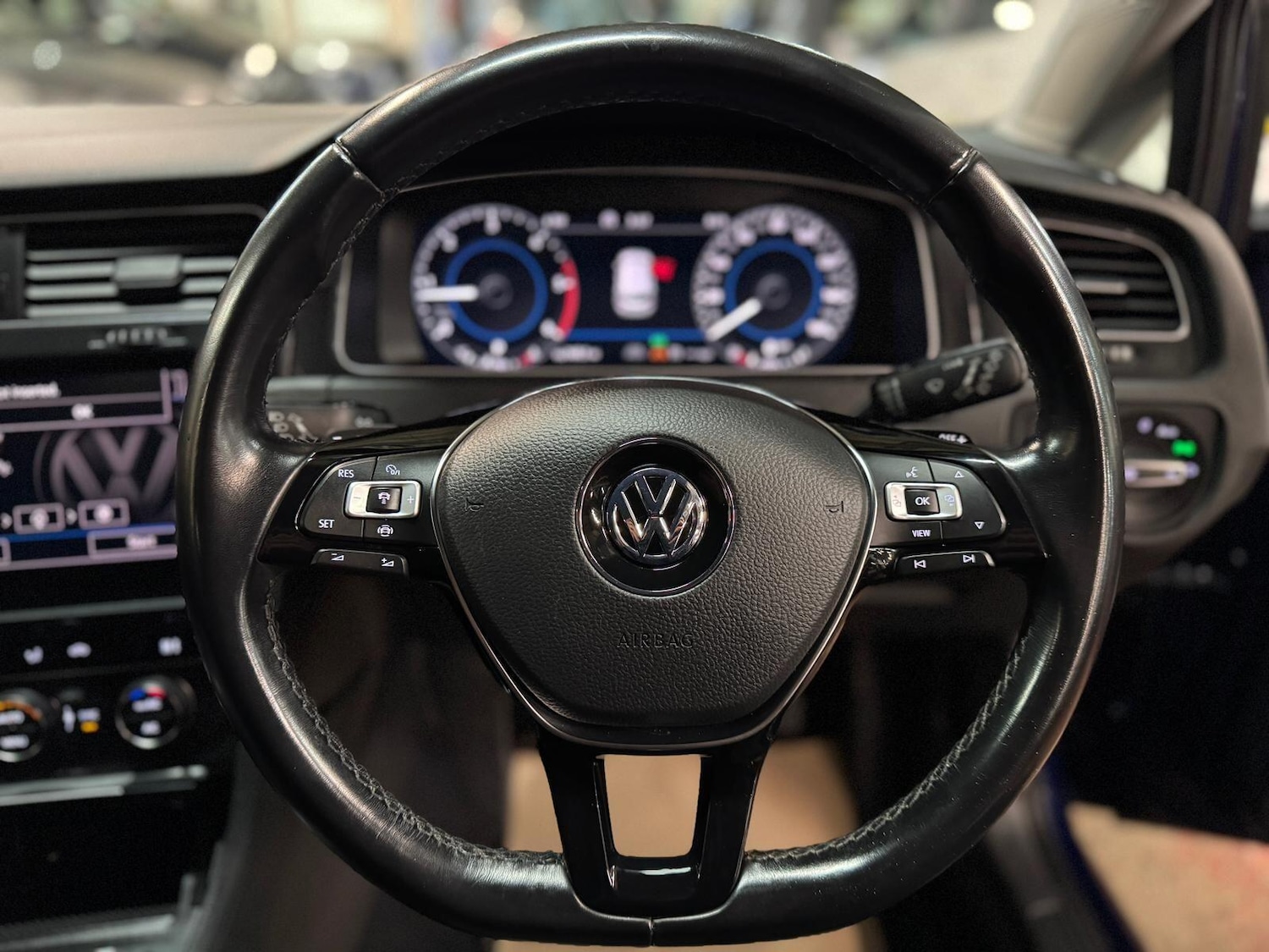 Used Volkswagen Golf for sale - 76585212: Photo 35