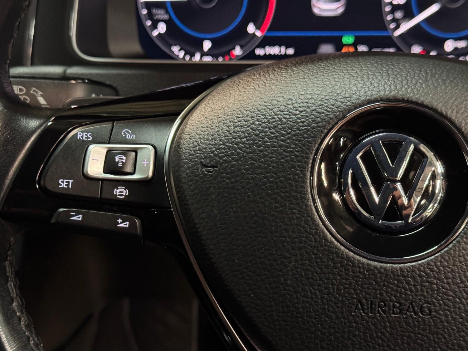 Used Volkswagen Golf for sale - 76585212: Photo 37