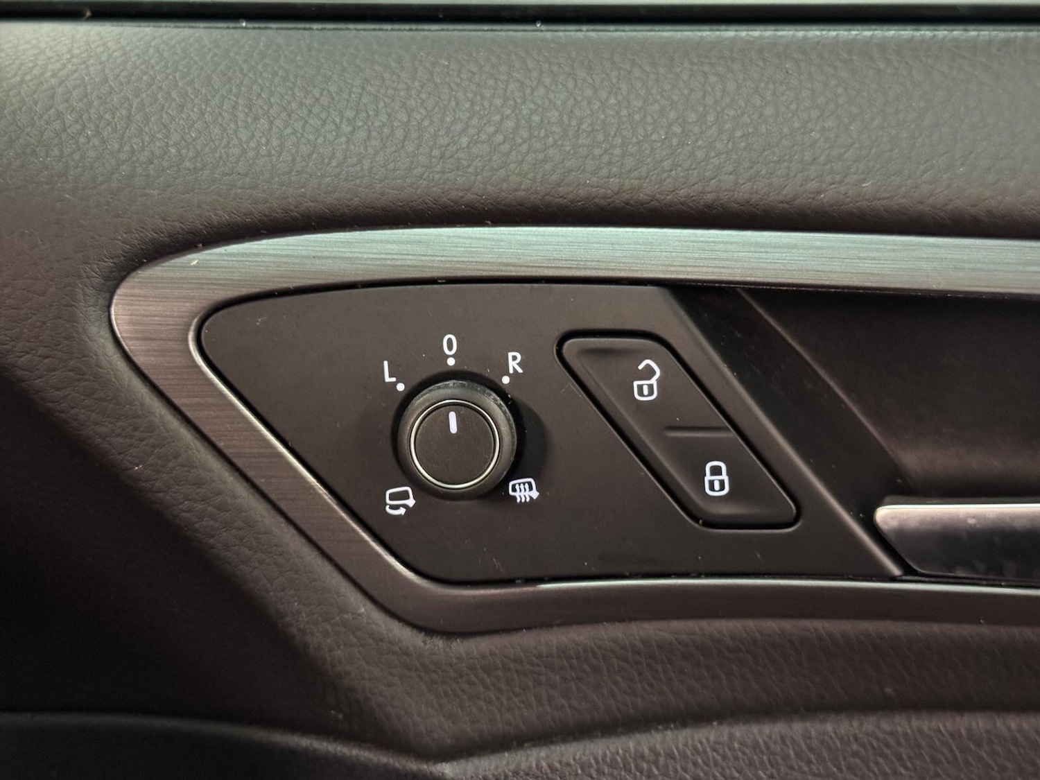 Used Volkswagen Golf for sale - 76585212: Photo 40