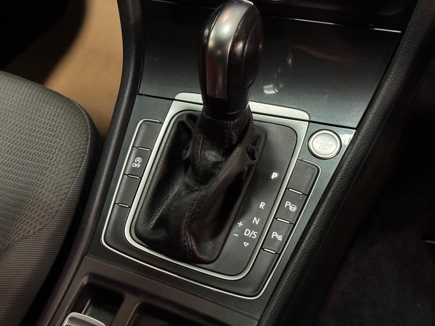 Used Volkswagen Golf for sale - 76585212: Photo 50