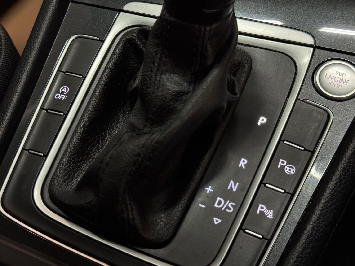 Used Volkswagen Golf for sale - 76585212: Photo 52