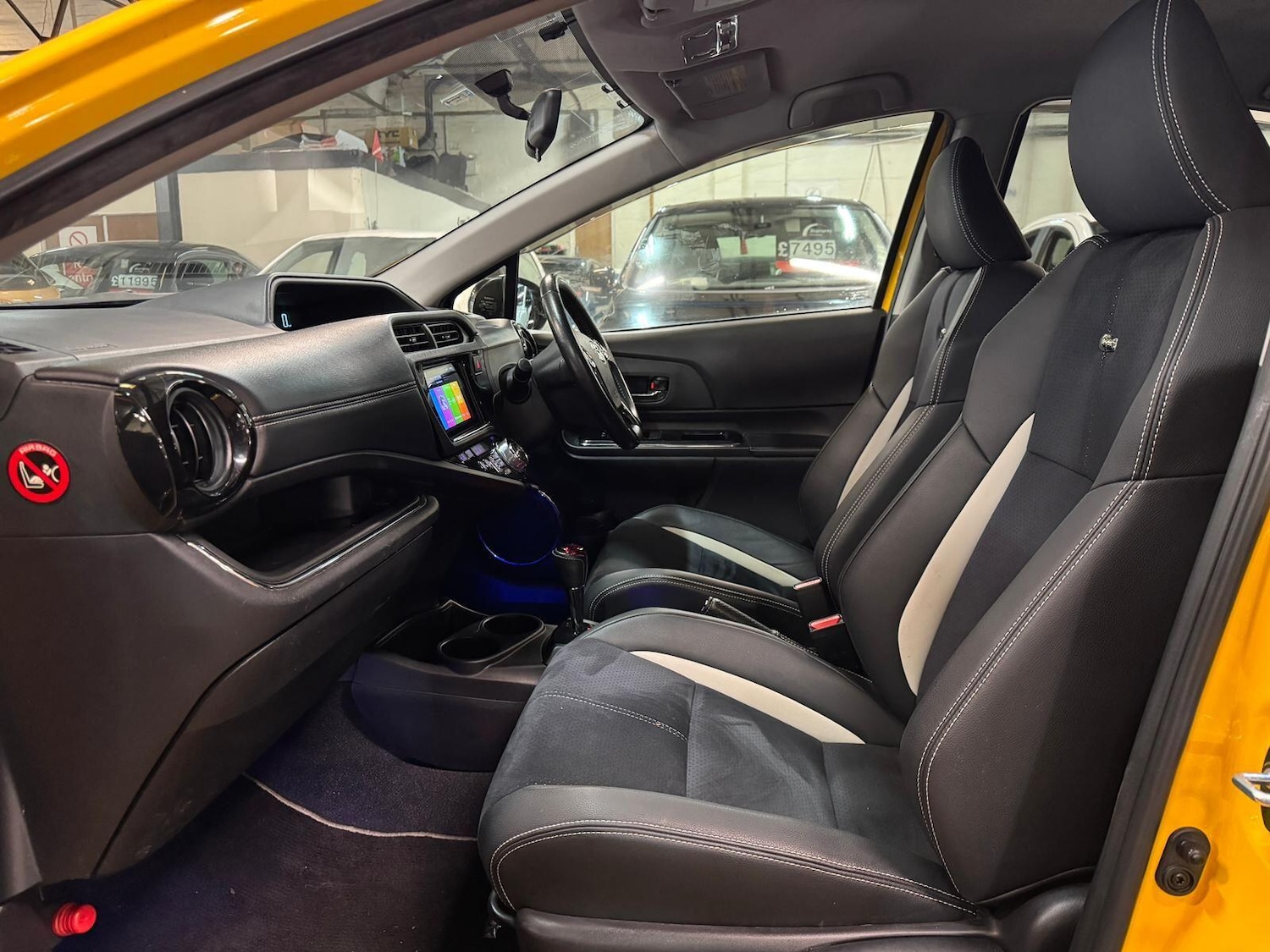 Used Toyota Aqua 2025 for sale - 77016127: Photo 27