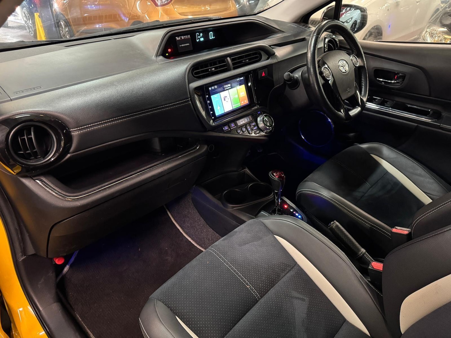 Used Toyota Aqua 2025 for sale - 77016127: Photo 28