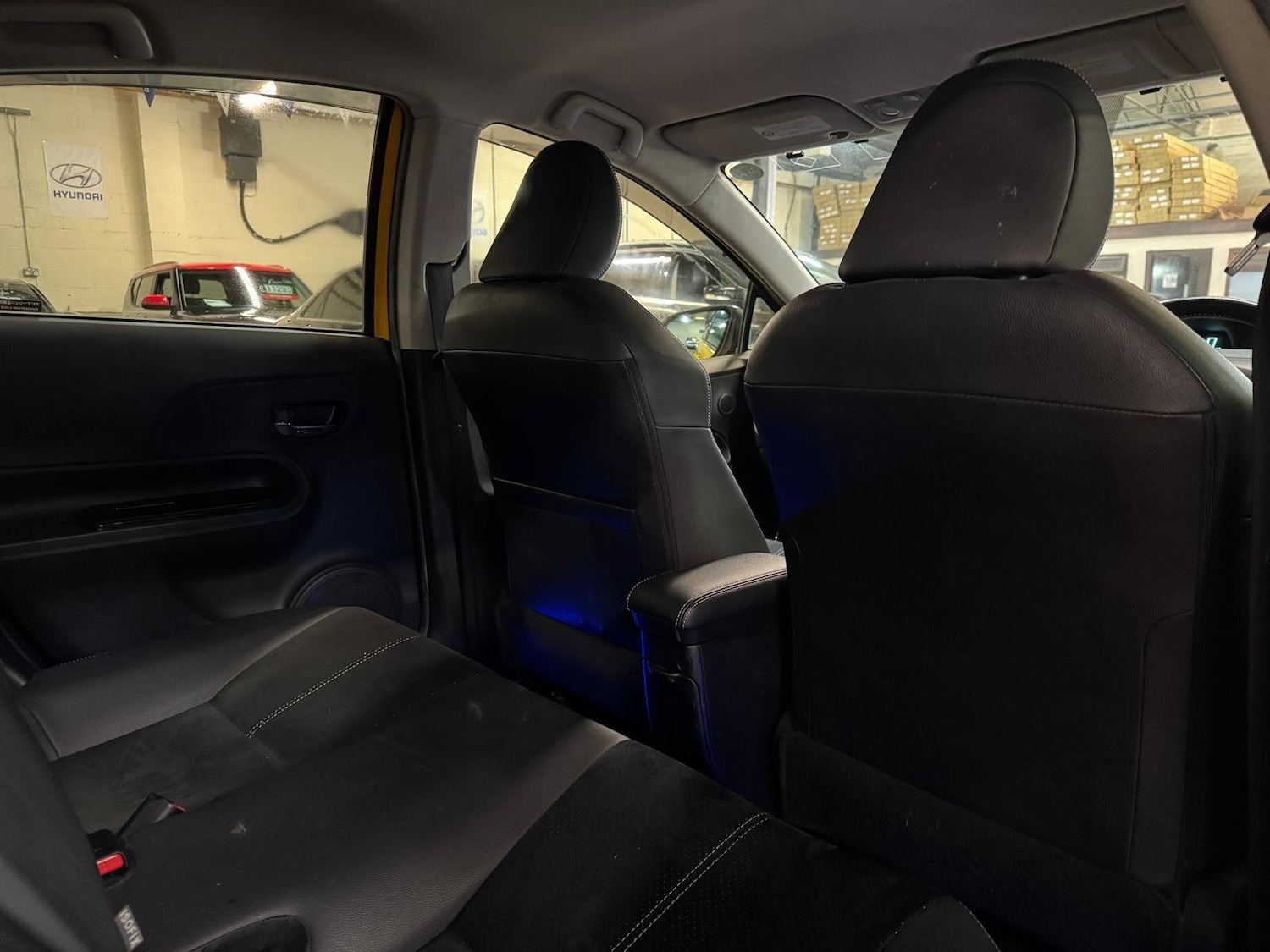 Used Toyota Aqua 2025 for sale - 77016127: Photo 32