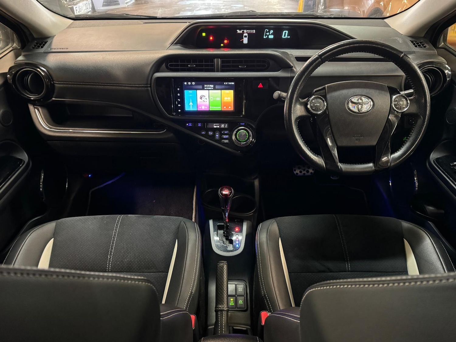 Used Toyota Aqua 2025 for sale - 77016127: Photo 38