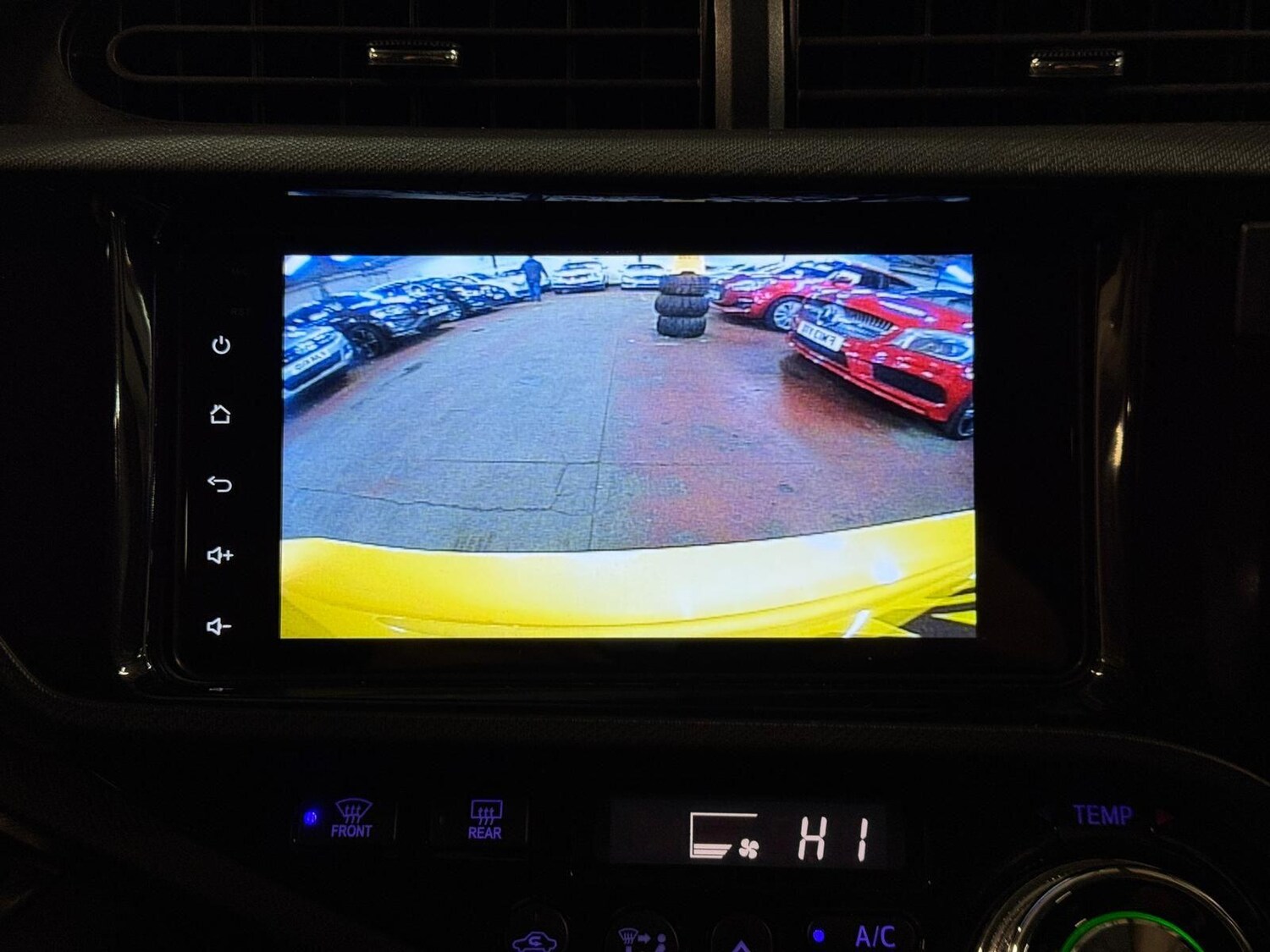 Used Toyota Aqua 2025 for sale - 77016127: Photo 48