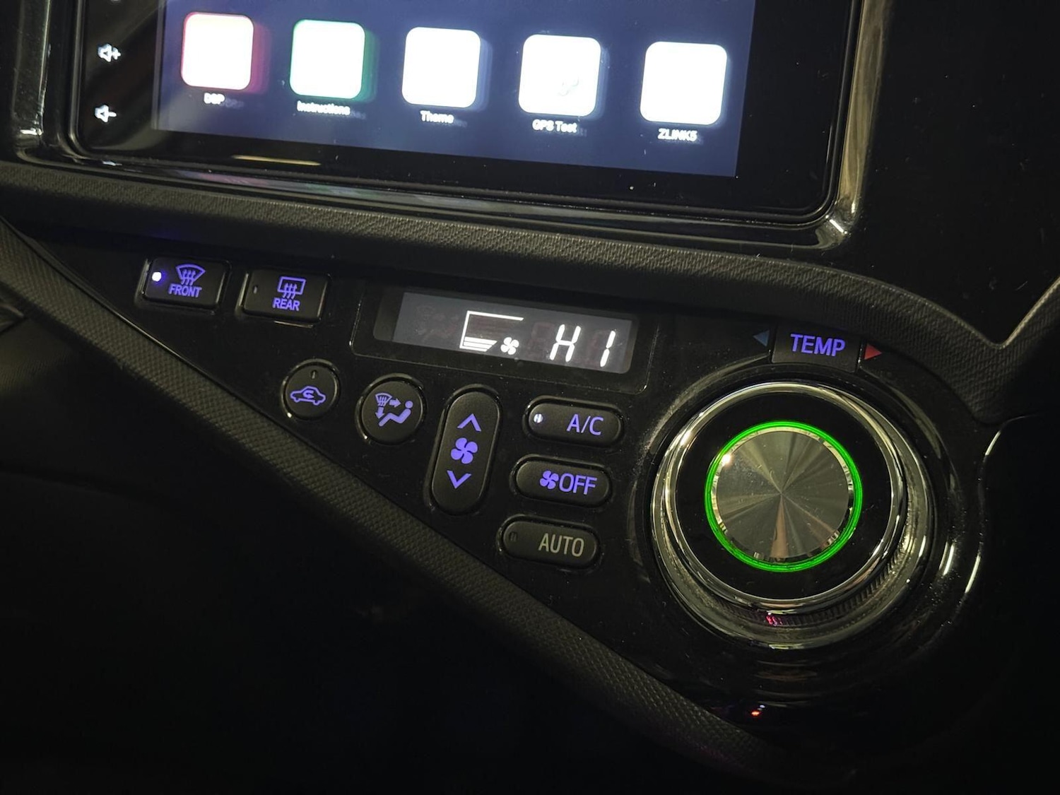 Used Toyota Aqua 2025 for sale - 77016127: Photo 50