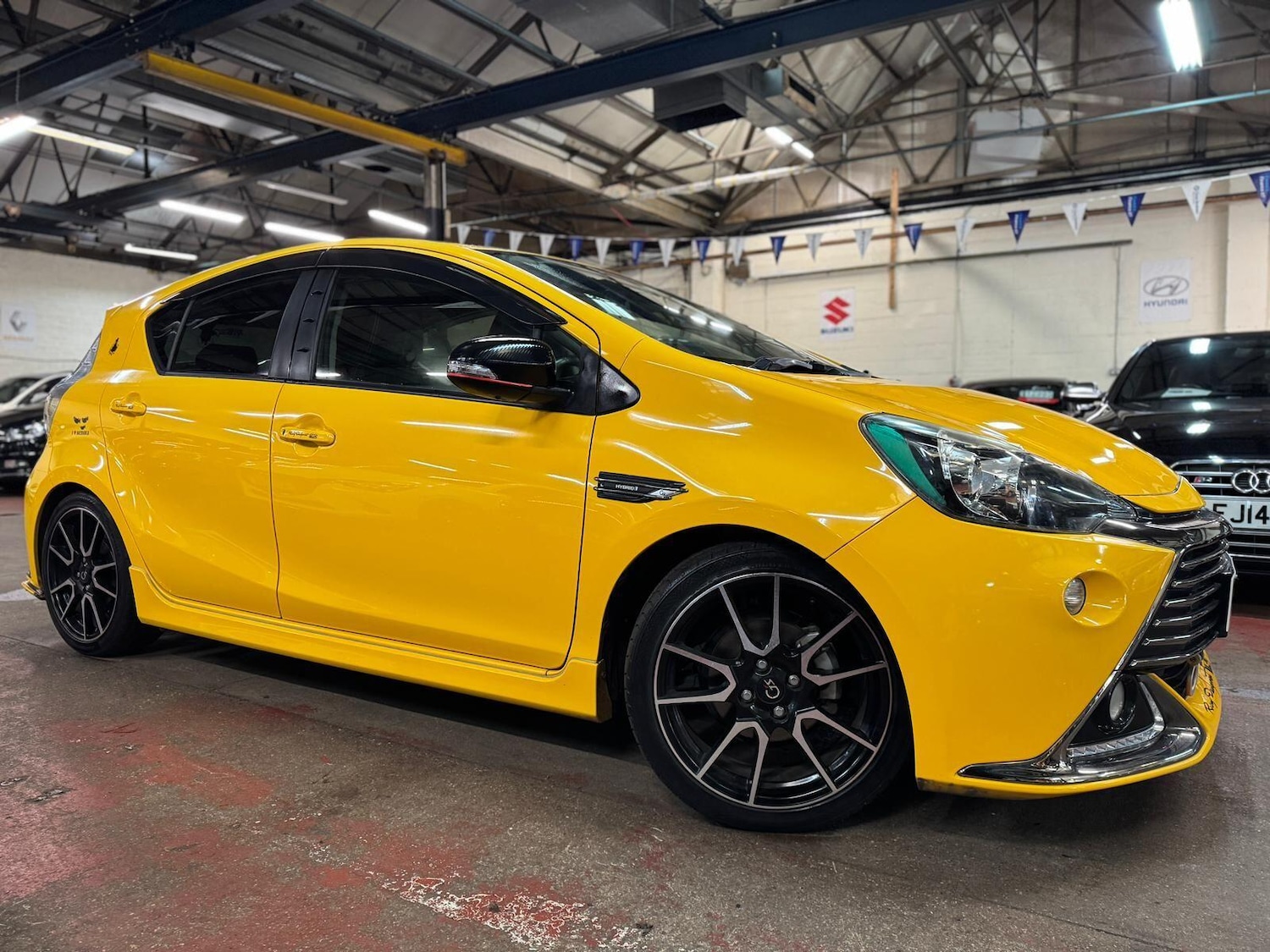 Used Toyota Aqua 2025 for sale - 77016127: Photo 8