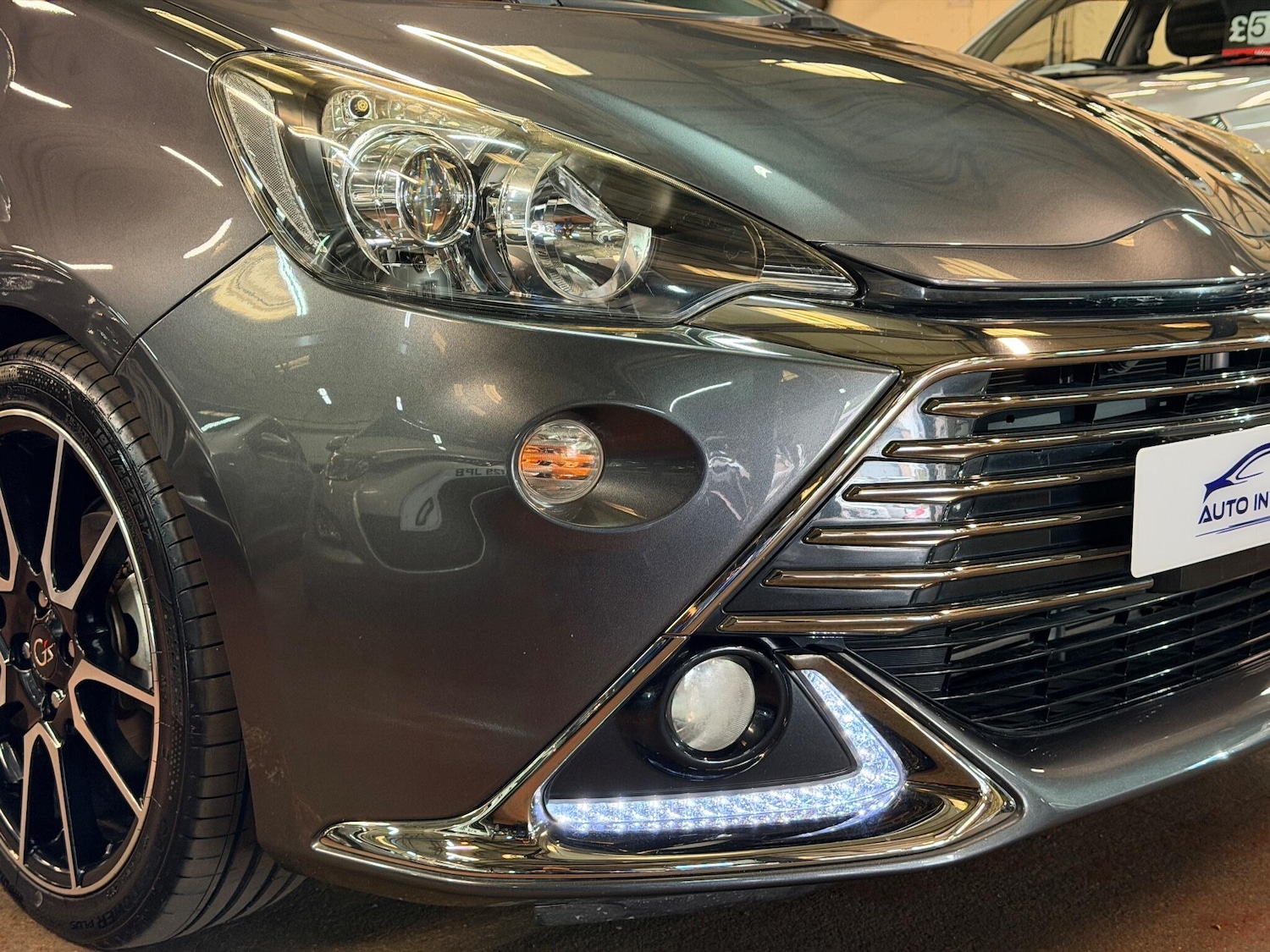 Used Toyota Aqua for sale - 76538836: Photo 13