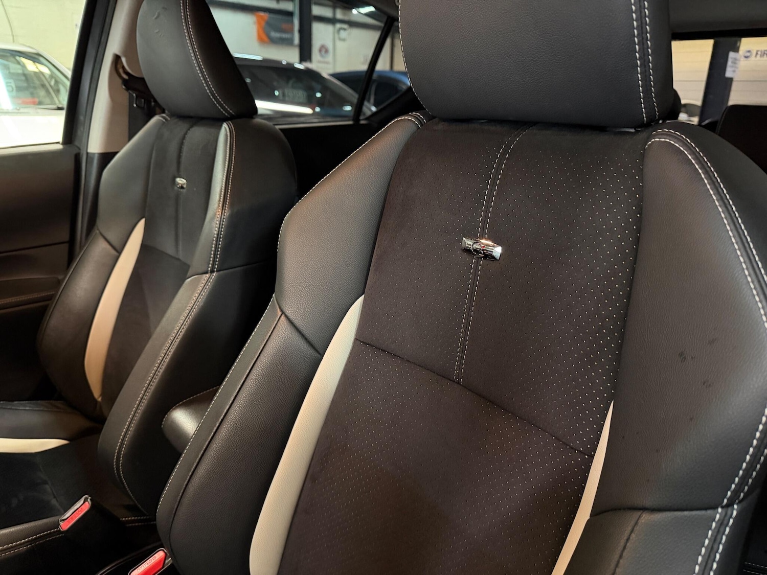 Used Toyota Aqua for sale - 76538836: Photo 34