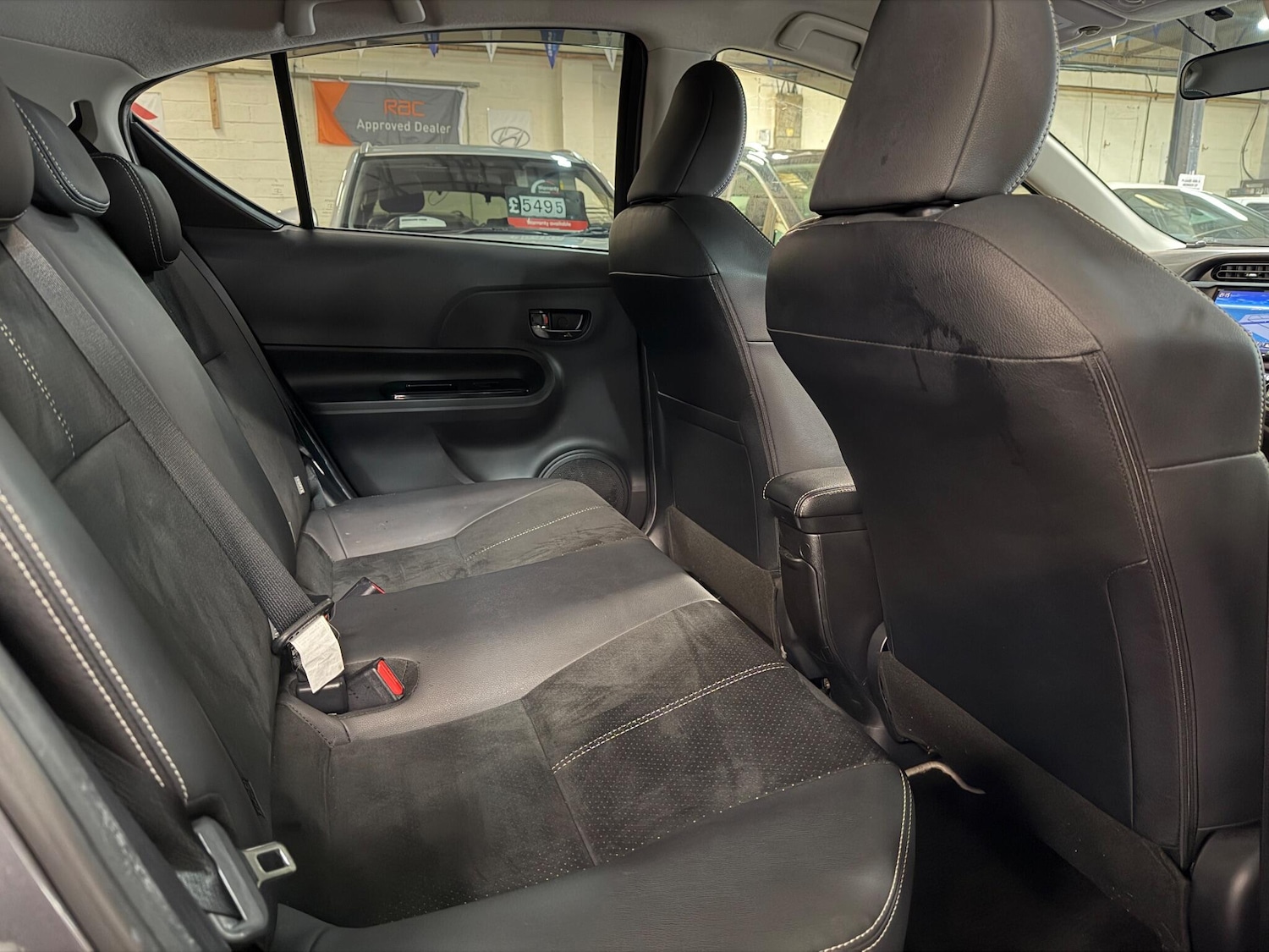 Used Toyota Aqua for sale - 76538836: Photo 37