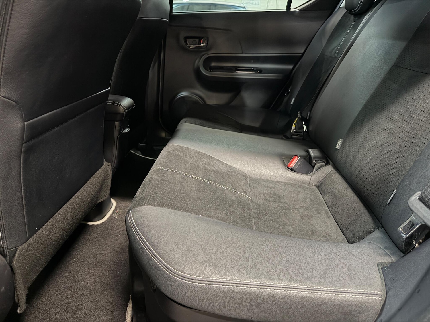 Used Toyota Aqua for sale - 76538836: Photo 40