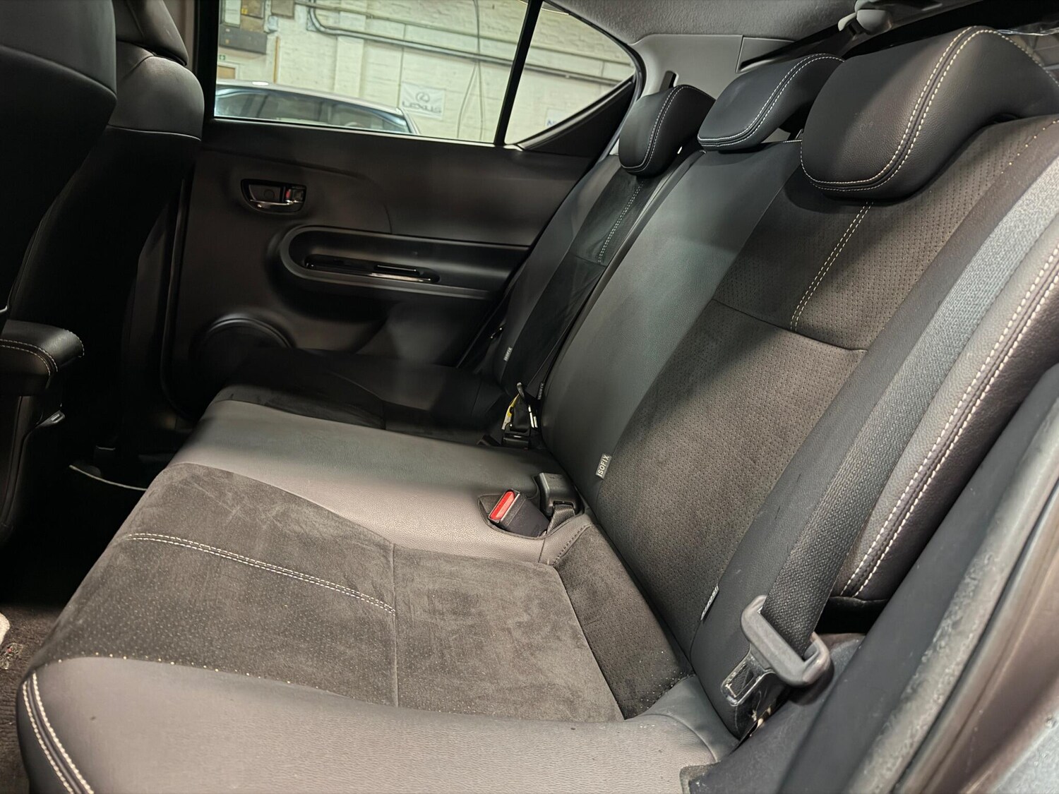 Used Toyota Aqua for sale - 76538836: Photo 42